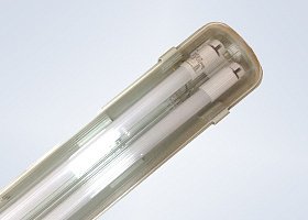 Как использовать люминесцентный светильник со светодиодной лампой?